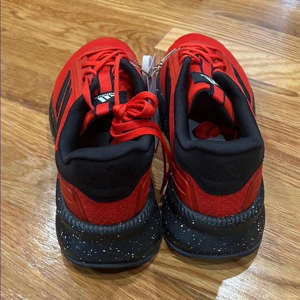 Adidas Bold Red and Black Athletic running Shoes sneakers 7.5 men’s / 9 women’s